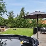 Amazing In With Sauna